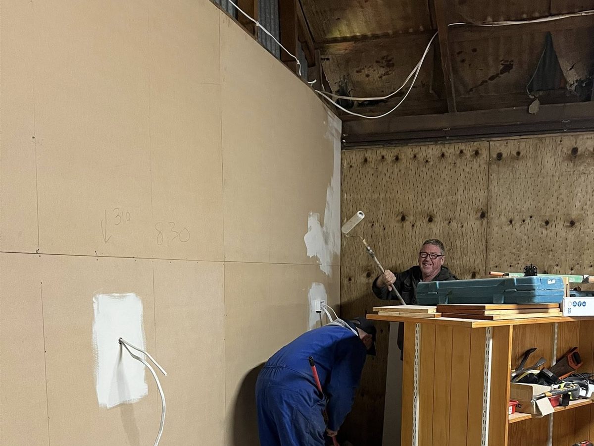 Leithfield Beach shed photo 5